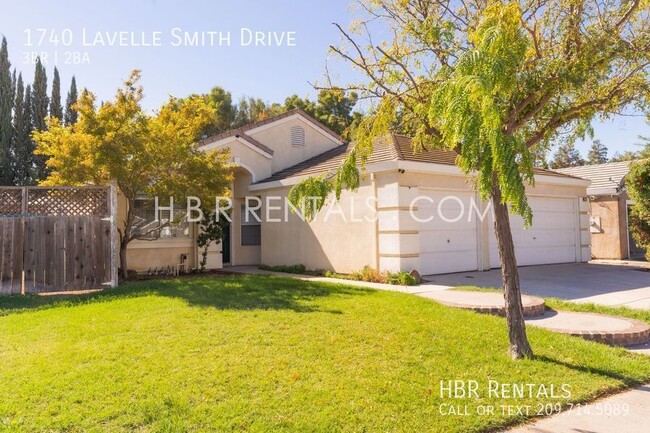 Building Photo - Single Story  3 Bedroom Tracy Rental Home!...