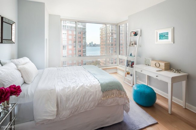 Foto del edificio - 211 N North End Ave