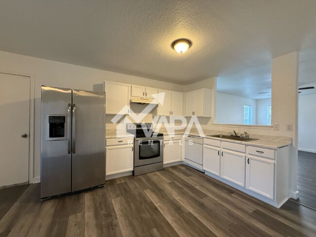 Building Photo - 4411 Mystic Sunrise Dr