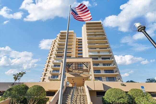 Foto del edificio - 7550 Hinson St
