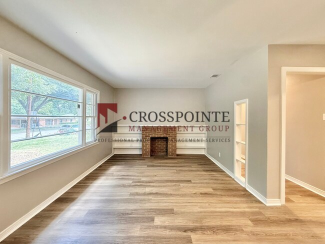 Foto del edificio - Charming 2 Bedroom, 1 Bathroom Home with a Bonus Room!