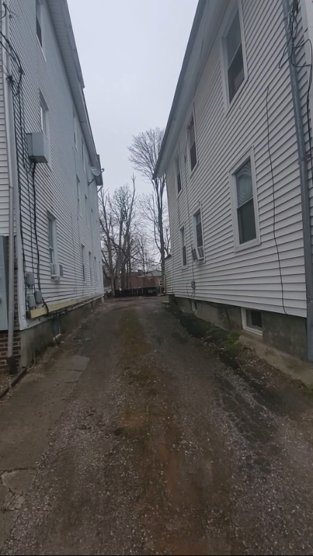 Building Photo - 49 Lawlor St