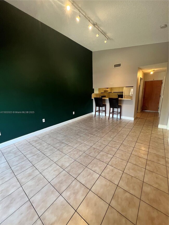 Building Photo - 8911 SW 123rd Ct