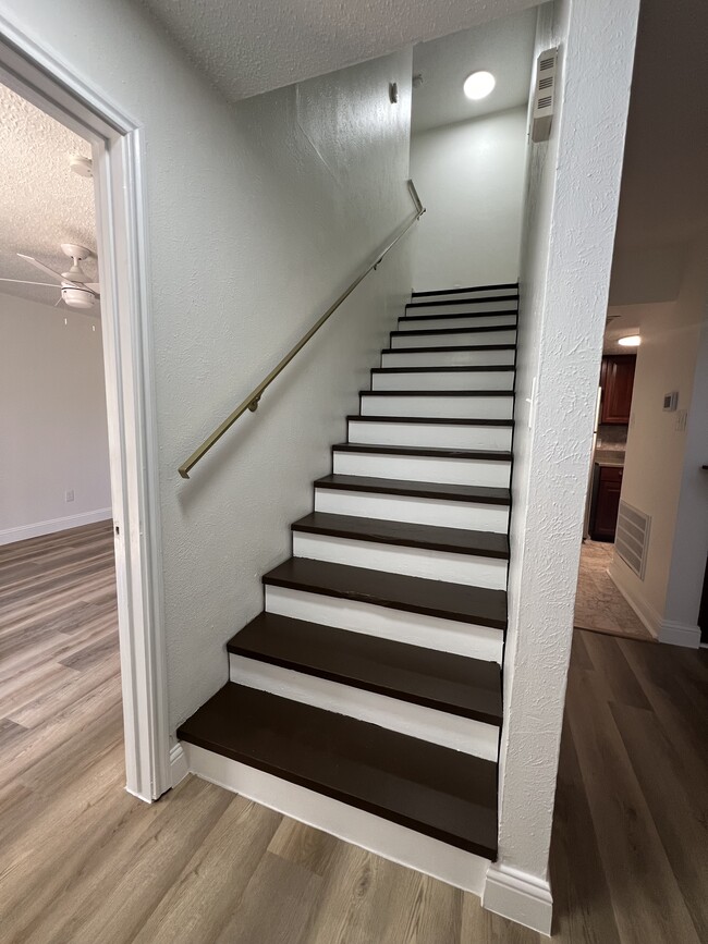 Building Photo - 4627 Country Creek Dr