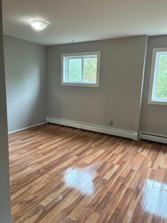 Photo du bâtiment - Unit Available Sept 1