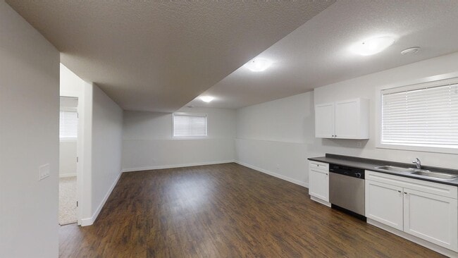 Building Photo - 9717 B 112 Ave