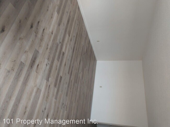 Foto del edificio - 1521 N Bush St