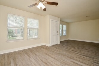 Building Photo - 3935 Federal Ln