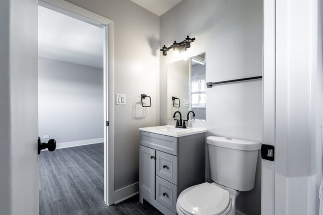 Building Photo - Grand Park Apartments