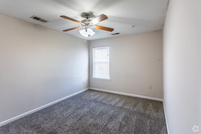 3 habitaciones, 2 baños, 119,5 m², dormitorio principal - Franklin Square