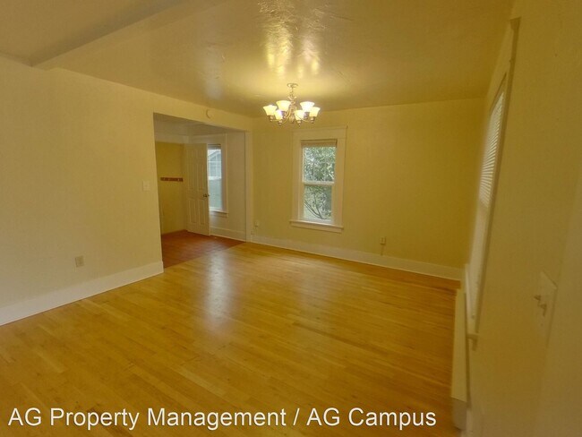 Building Photo - 4 br, 2 bath House - 1361 East 21st Ave