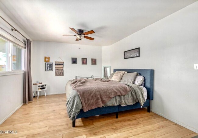 Building Photo - Charming 3BR Townhome in Phoenix