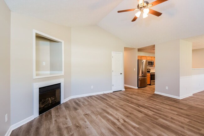 Building Photo - 1044 Navaho Trail