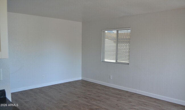 Building Photo - 483 E 10th Ave