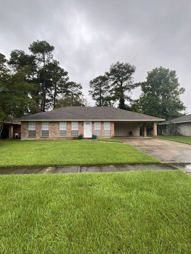 Building Photo - 5313 Wexford Dr