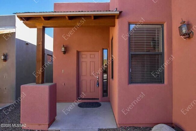 Building Photo - 3158 N Ave Del Clarin