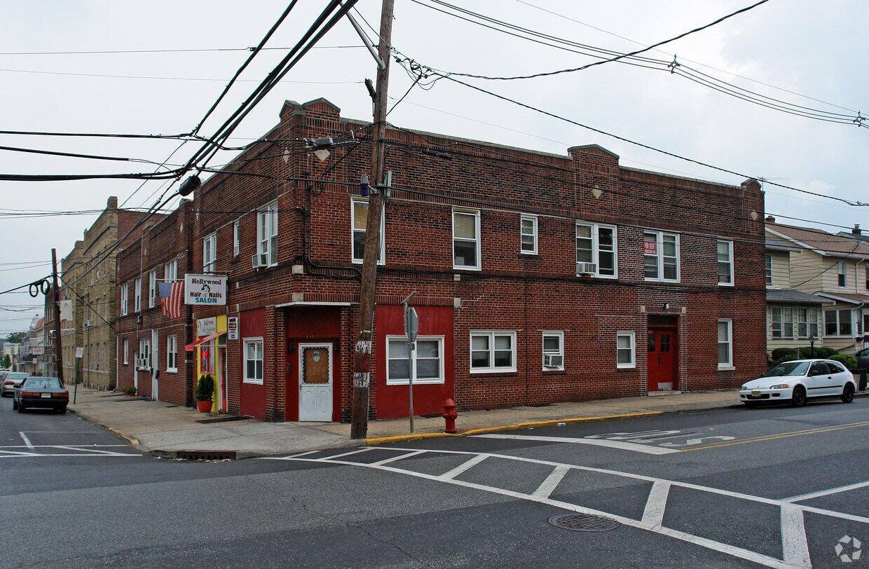 Primary Photo - 160-164 Stuyvesant Ave