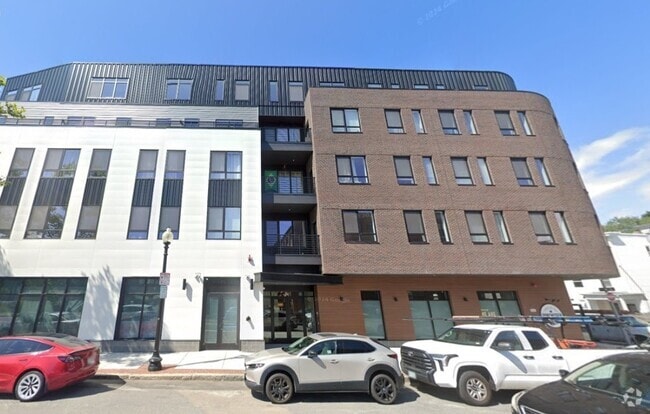 Building Photo - 957 Dorchester Ave