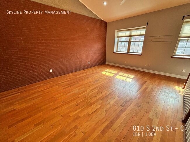 Foto del edificio - 810 S 2nd St