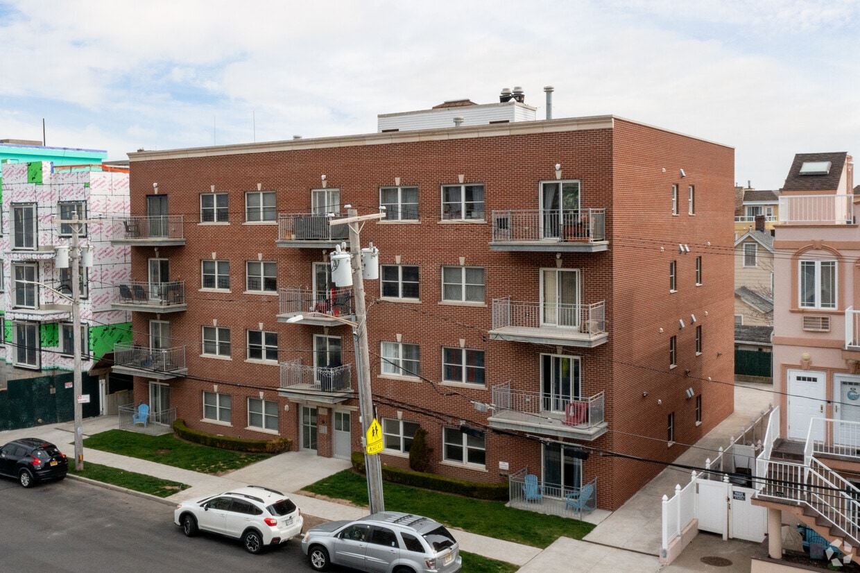 22-Unit Multifamily Building - 1-92 Beach 102nd St