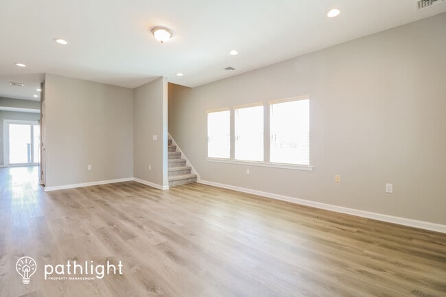 Building Photo - 1124 S Pennsylvania Avenue, Morrisville, P...