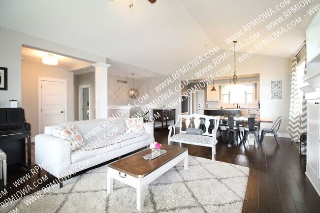 Foto del edificio - 2302 SW 18th St
