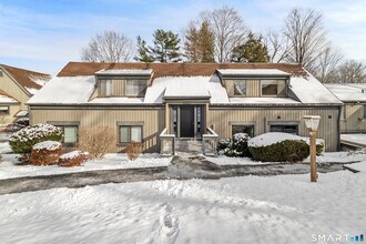 Building Photo - 304 Heritage Vlg