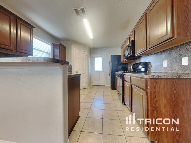 Foto del edificio - 12030 Green Bluff Ct