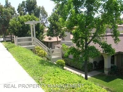 Building Photo - 1249 ARCADIA Ave