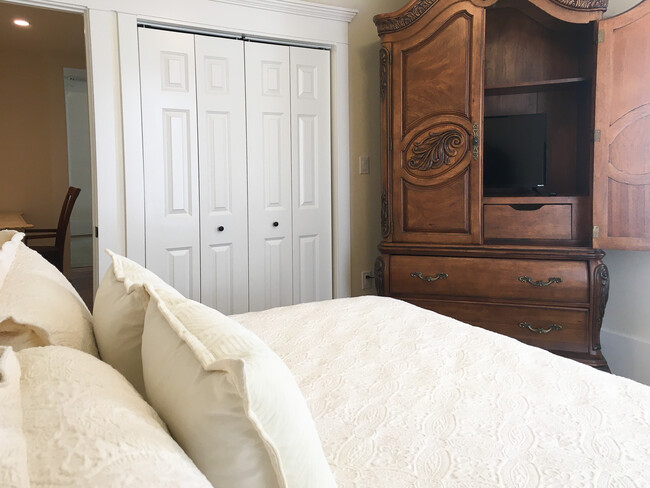 Bedroom 1 - 19 S State St