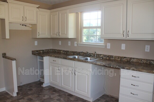 Building Photo - 134 Muirwood Dr