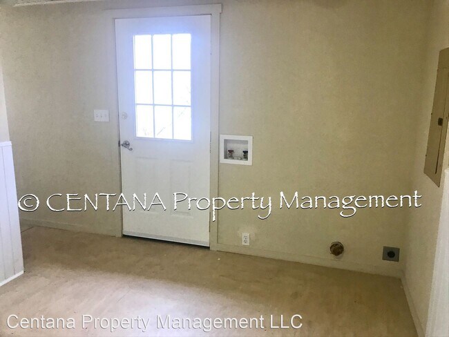 Building Photo - 2 br, 1 bath House - 3209 Floral Blvd