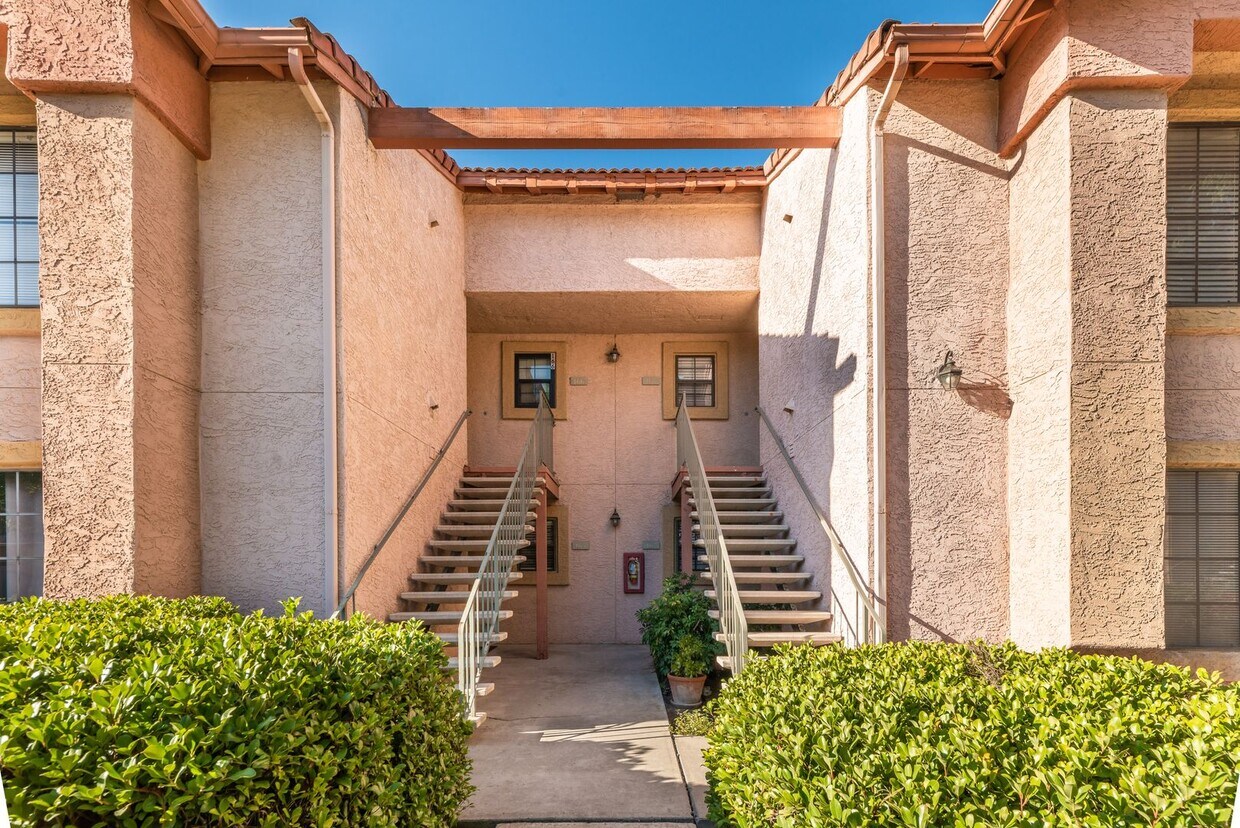 Primary Photo - 2 bedroom upstairs unit in Il Palio develo...