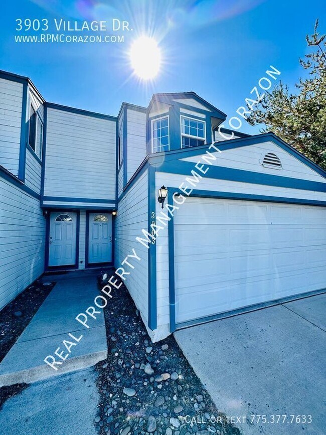 Building Photo - Upgraded 3 bedroom townhouse! Pets ok!