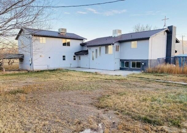 Building Photo - 1561 N Mink Farm Rd