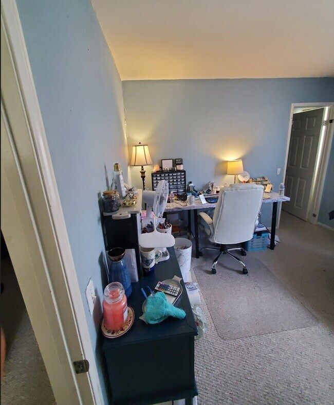 Building Photo - 42165 Calabria Dr