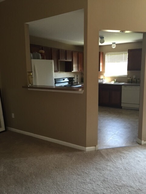 Building Photo - 17259 Higdon Dr