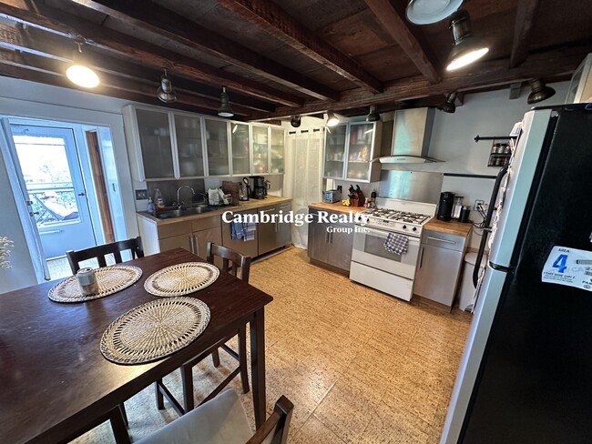 Building Photo - 18 Tremont St