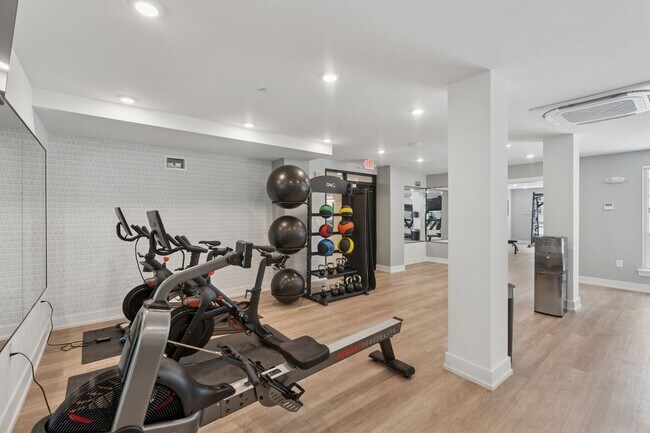 Interior Photo - The Lyle on Broad