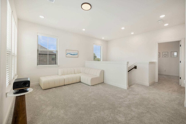 Foto del edificio - 1505 W Whitney Ln