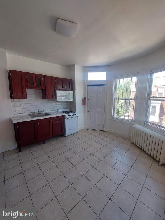Foto del edificio - 3150 N Broad St
