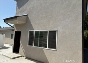 Building Photo - 8503 Cranford Ave