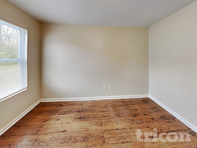 Building Photo - 1810 Long Paw Ln