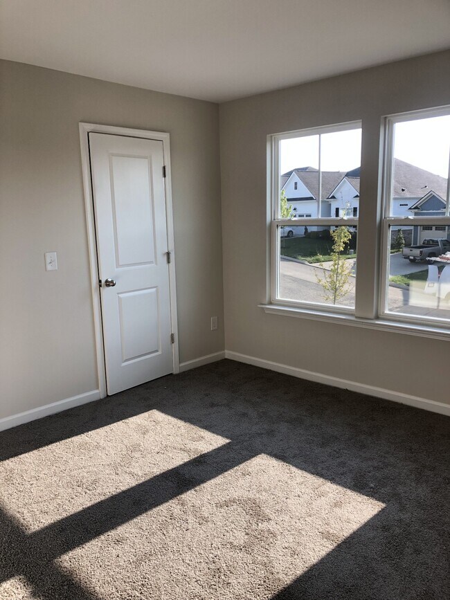 Foto del edificio - 422 Butler Rd