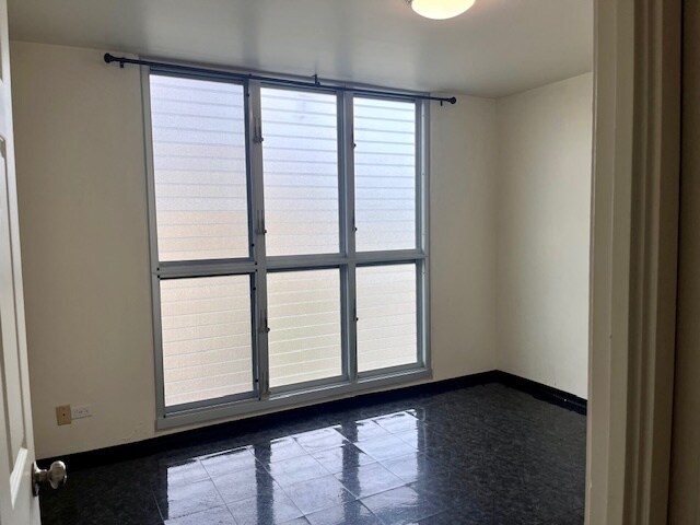 Foto del edificio - 2440 Date St