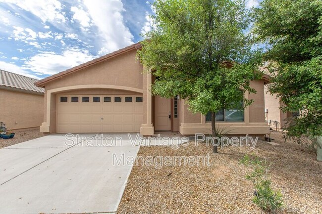 Foto del edificio - 40357 W Thornberry Ln