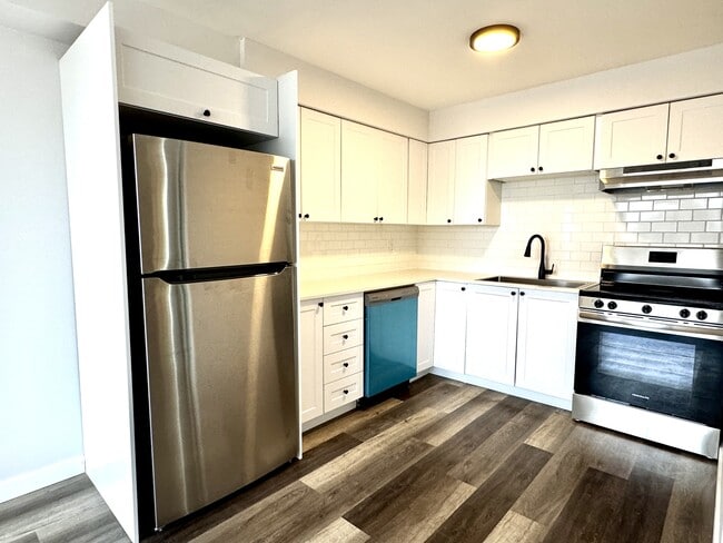 Building Photo - 1985 Westcott Rd