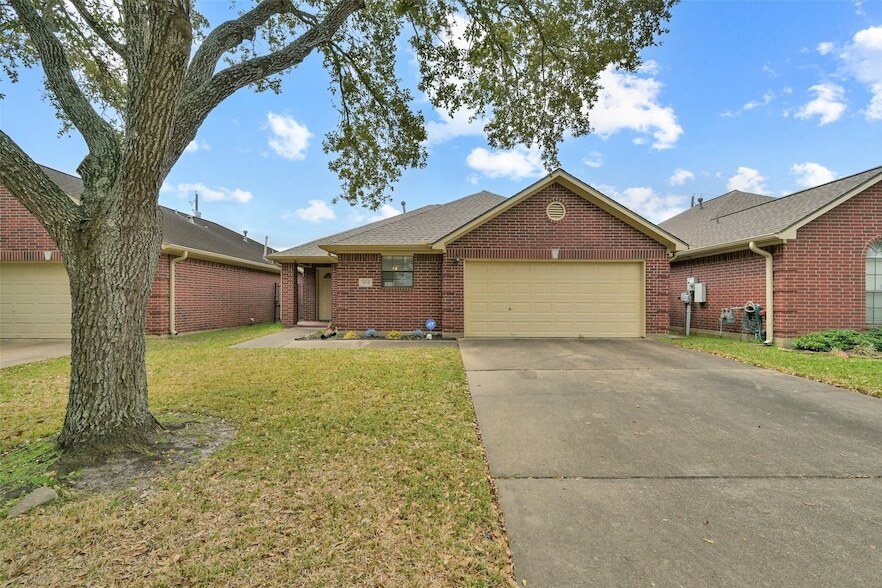 Foto principal - 404 Live Oak Ln