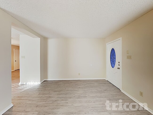 Building Photo - 6714 Barton Rock Ln