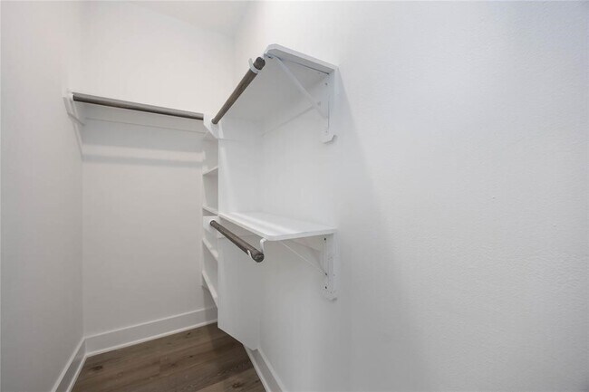 Foto del edificio - 8019 Cora St